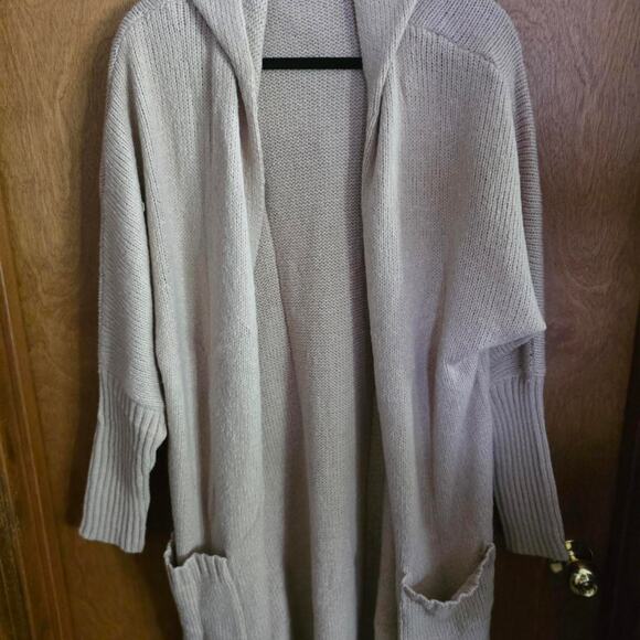Cream and tan oversized cardigan - Picture 2 of 6